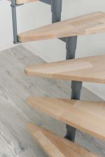 Stiliaus Turn_Buche_Gewendelt_Grau